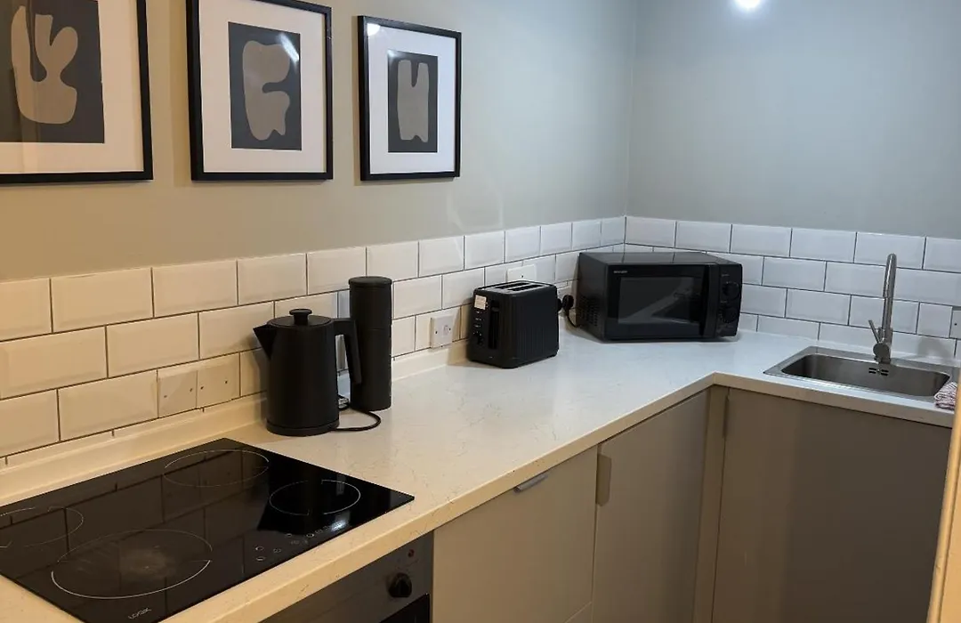 Skene Square Apartment-1